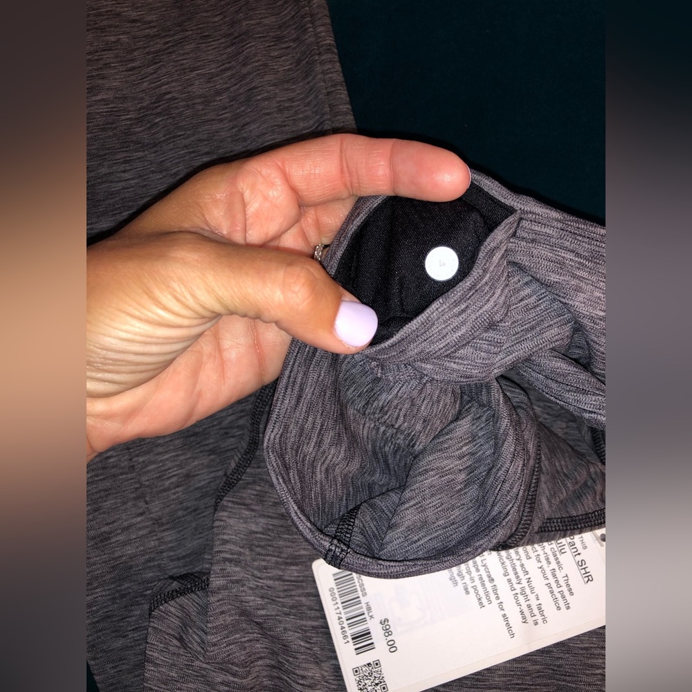 Lululemon Groove Pant SHE Flare - Picture 3 of 4